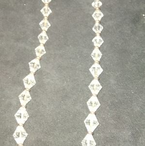 Beautiful vintage crystal necklace